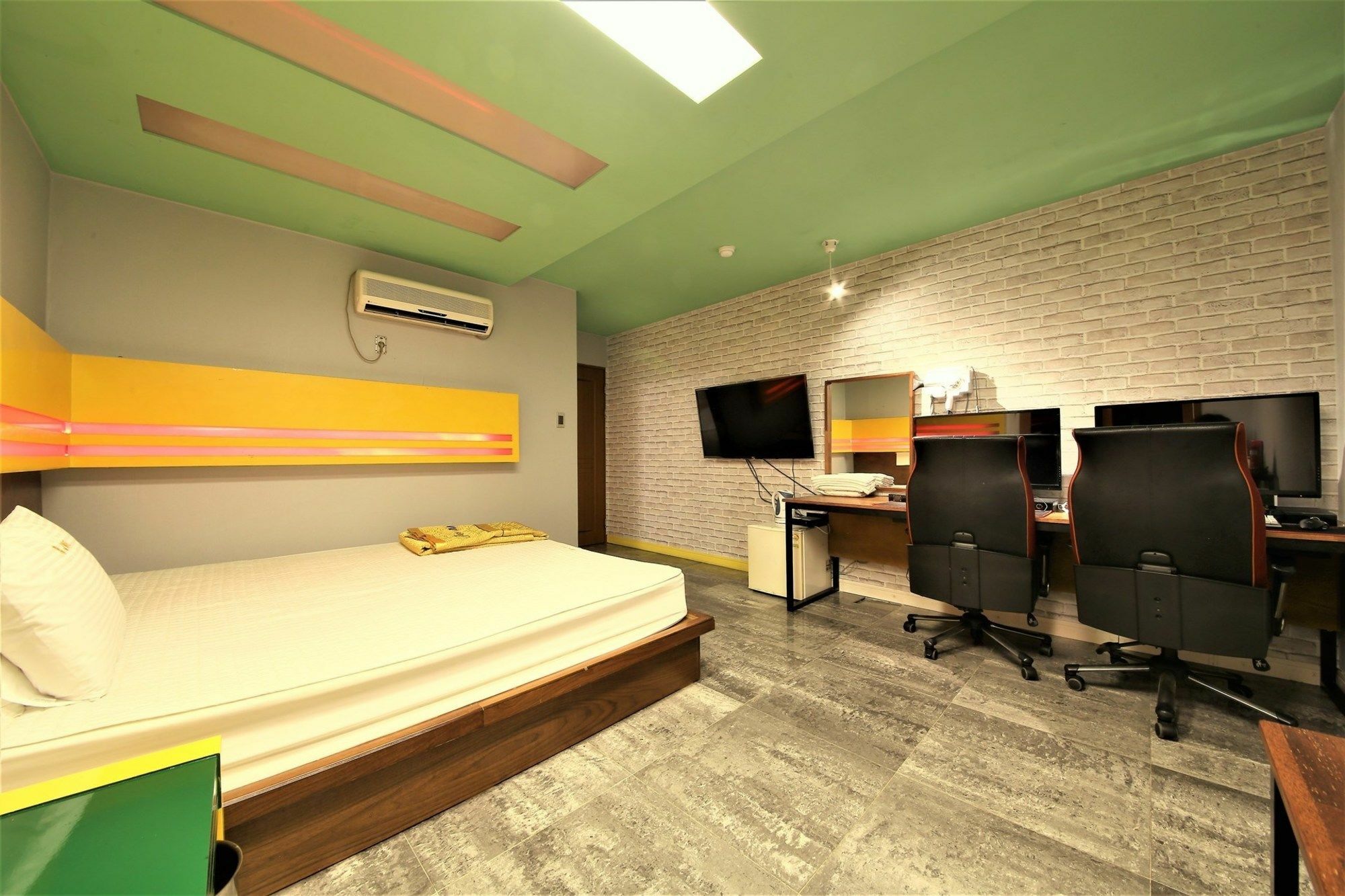 Sasang J Motel Exterior photo